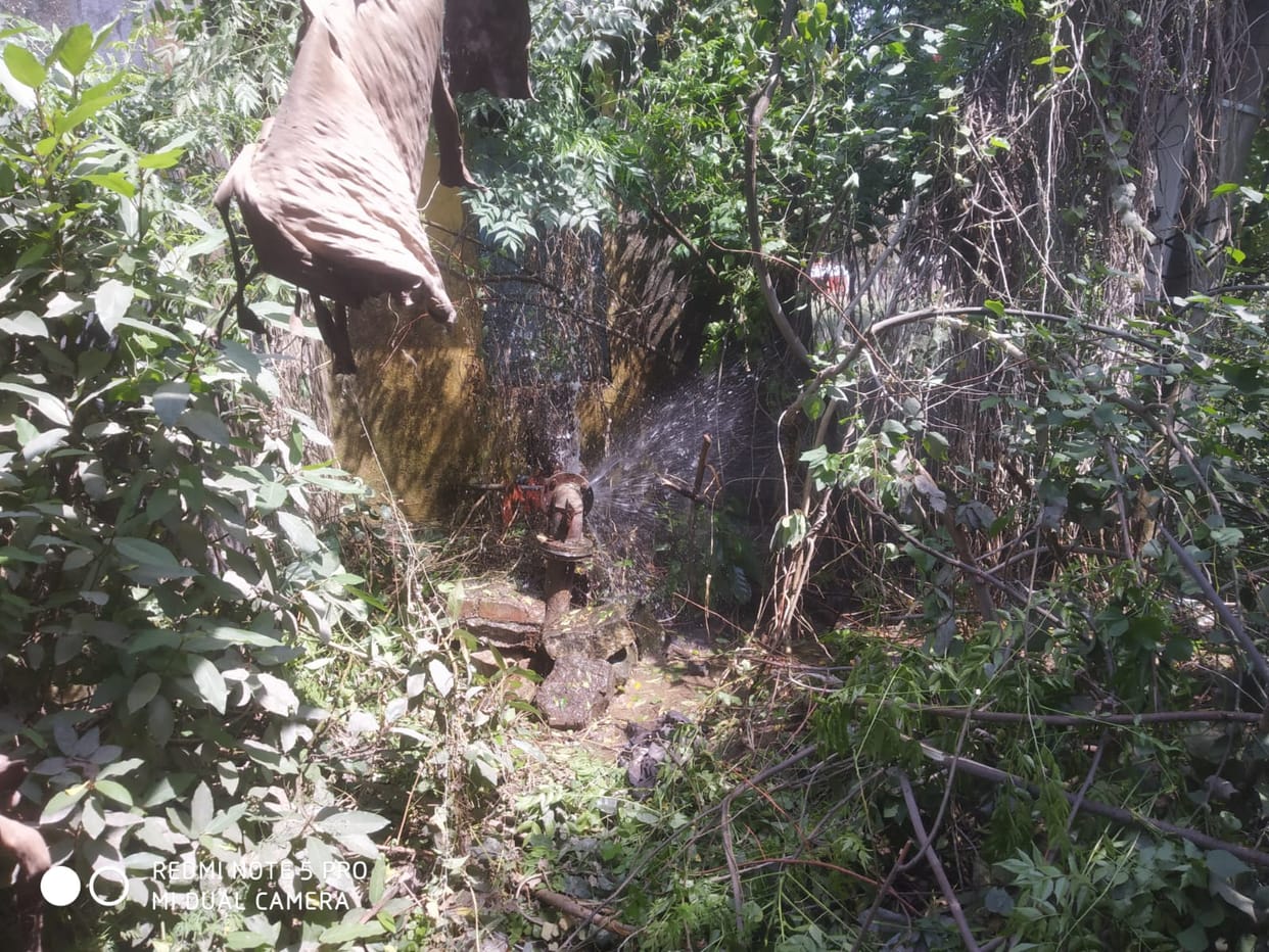 Pipeline broken during drain construction, water supply disrupted