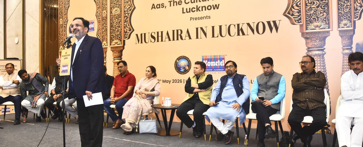 The poets' verses garnered widespread acclaim at the Mushaira.