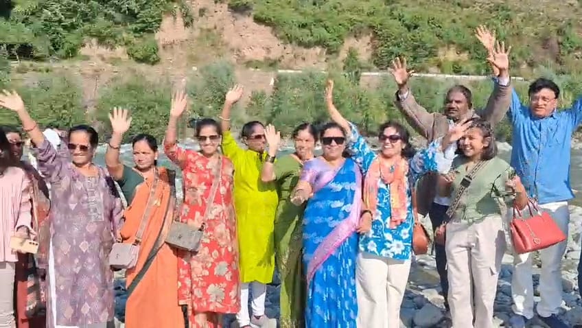Tourist Reached Pehalgam