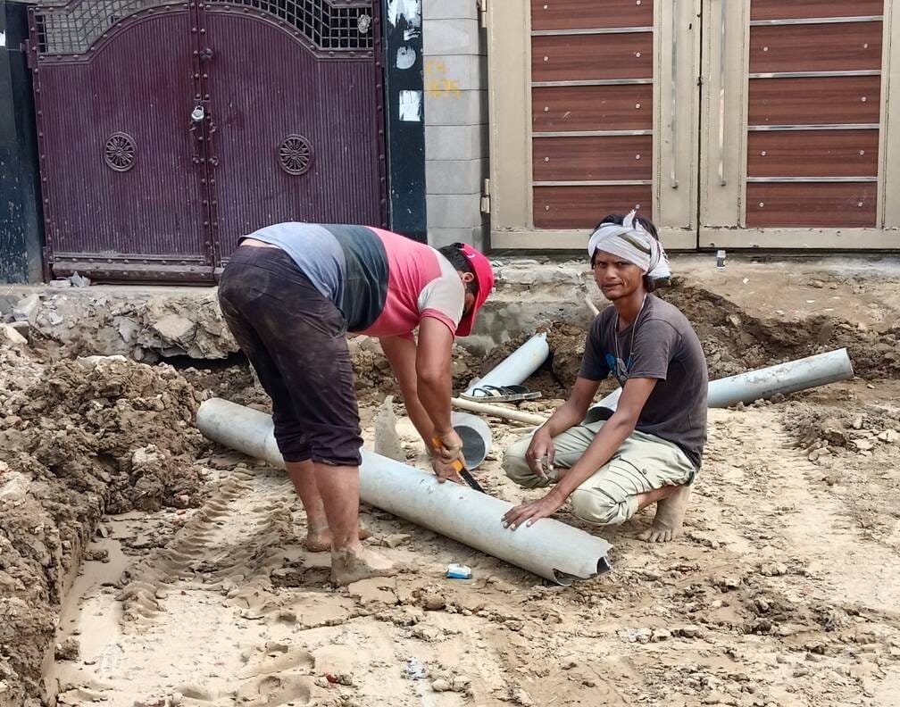 The Labour Department has failed, and workers are being made to work in the scorching sun.