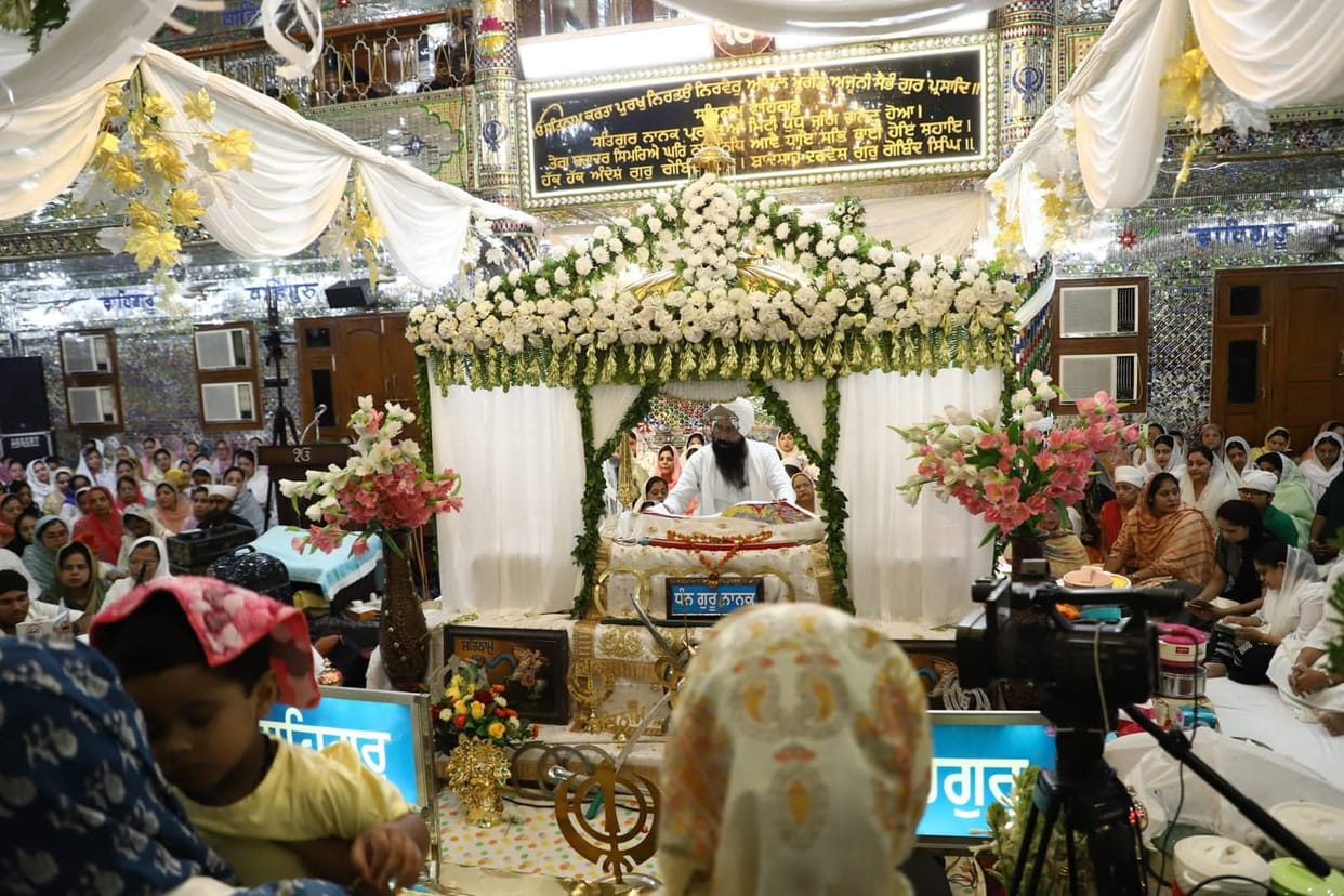 The 40-day event begins with the recitation of Sukhmani Sahib.