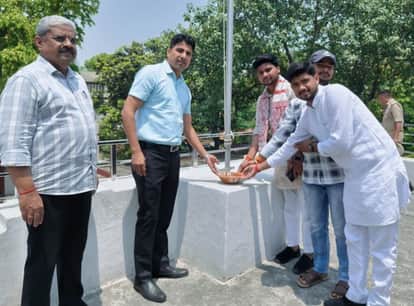 Student Council's 'Sakora' Campaign: Birds Find a Source of Water