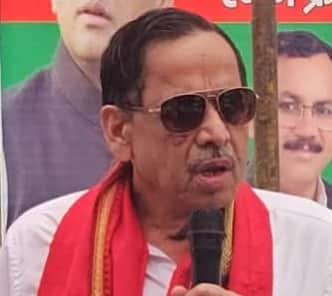 Those who aspire to contest elections do not have the reins of the organization.