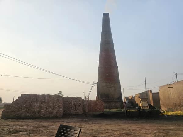 UP: 18 brick kilns in Meerut and Baghpat shut down after being found operating without permission