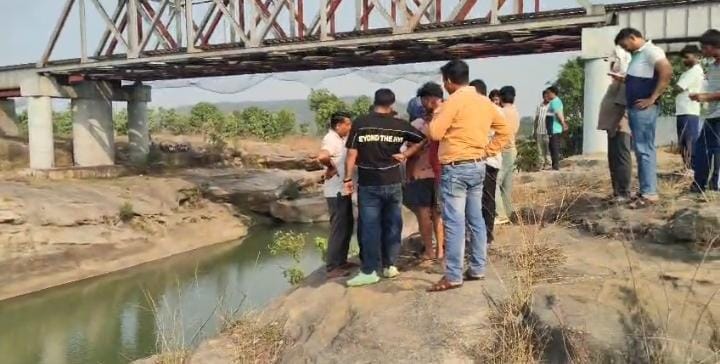 Young man who went missing to take bath in Ahiran river in Korba