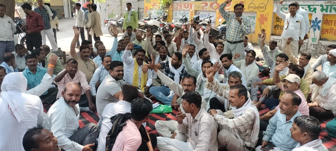 Rural sanitation workers staged a protest after their grievances remained unresolved.