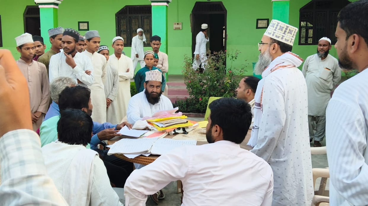 SDM inspected the records of the madrasa, report will be sent to the DM