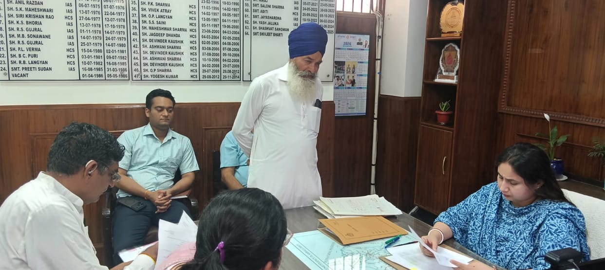 PPP and ration card related problems abounded, SDM gave instructions for their solution.
