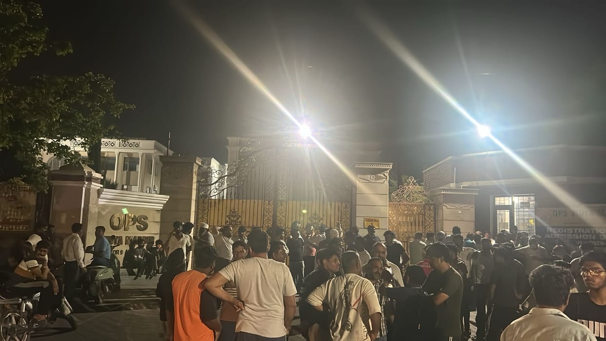 Congress workers created a ruckus outside the strong room, claiming the CCTV cameras were off and private individuals were roaming around.