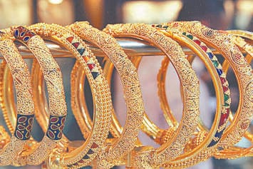 If gold sales stop, 12,000 families will be affected