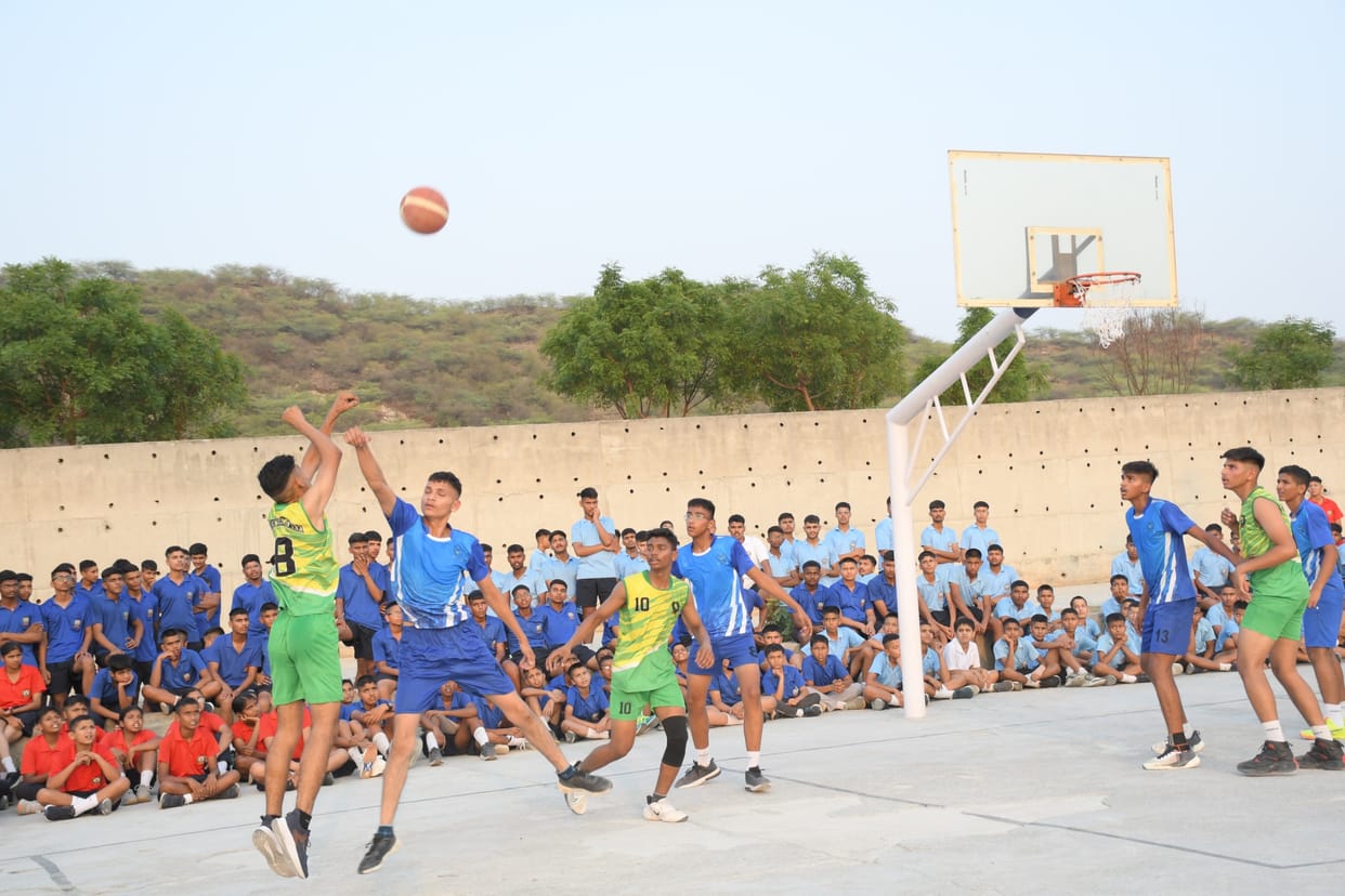 Manekshaw and Rezangla Houses emerged winners in the basketball competition.
