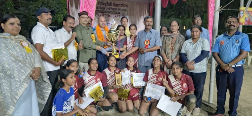 KV Phulpur won the volleyball competition