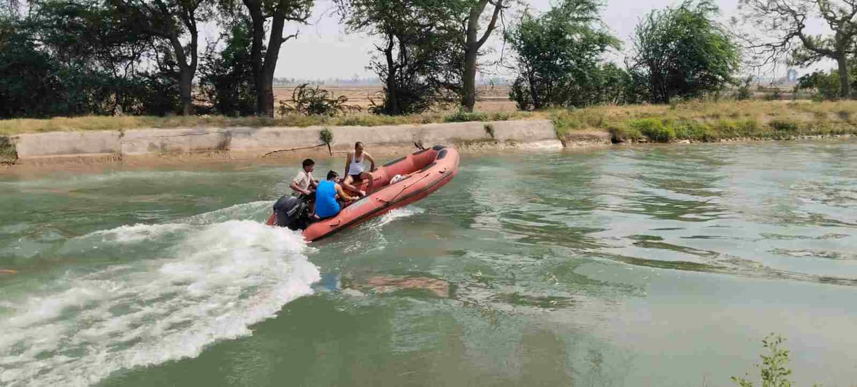 A six-hour search operation was carried out in canals and fields, but no trace of Mohit was found.