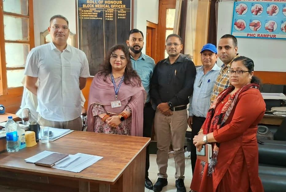 CBHI team reviews health services in Rampur