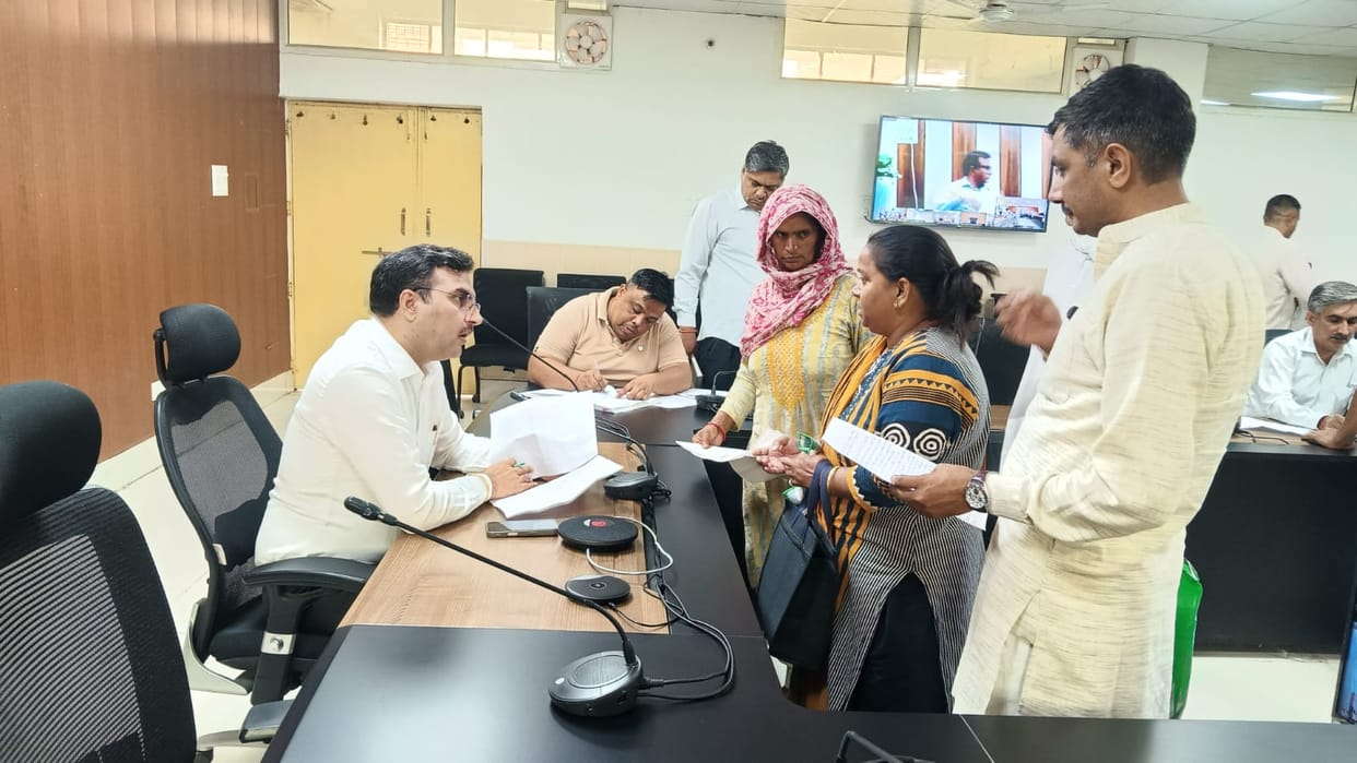 The quality of dilapidated roads and patchwork will be investigated, ADC gave instructions.
