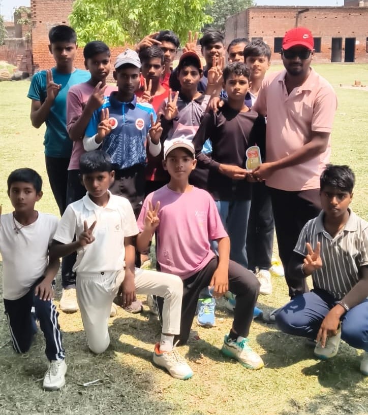 Jaunpur reached the final by defeating Varanasi by one wicket