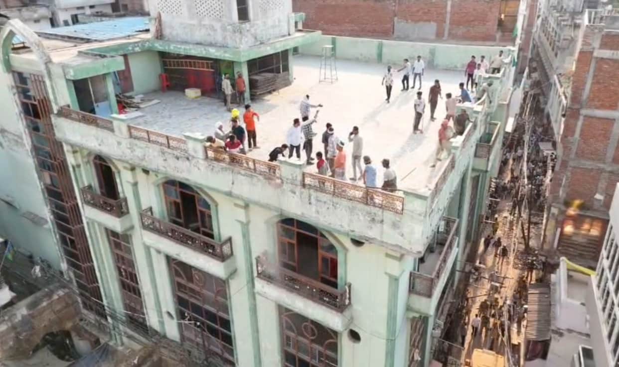 Dalmandi Varanasi management itself demolish portion Langda Hafiz Mosque directives issued debris cleared