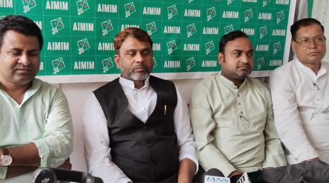AIMIM opposes singing of Vande Mataram State President Akhtarul Iman says we worship only one God