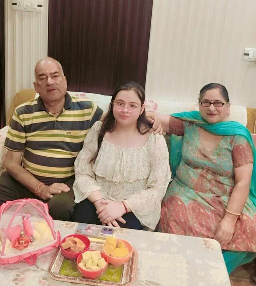 CBSE 12th class results declared: Kavya scored 99.4 percent in the commerce stream, said - understood the topic instead of rote learning, dreams of doing MBA from IIM