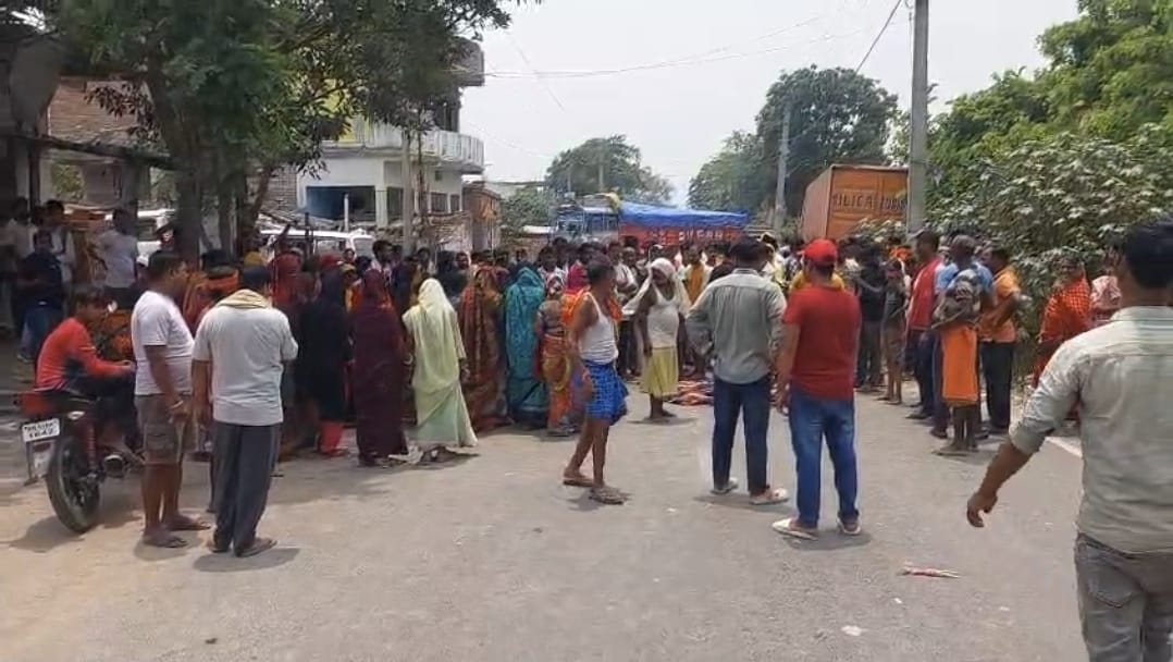 Bihar vaishali one person died in a road accident hajipur news hindi news