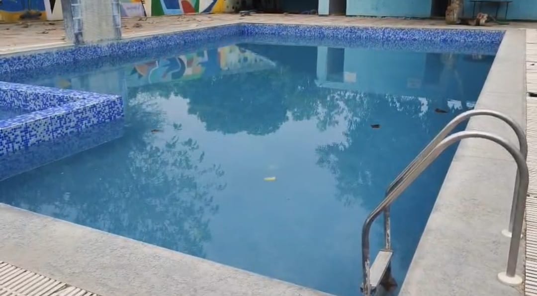 स्विमिंग पूल में डूबने से हुई बच्चे की मौत