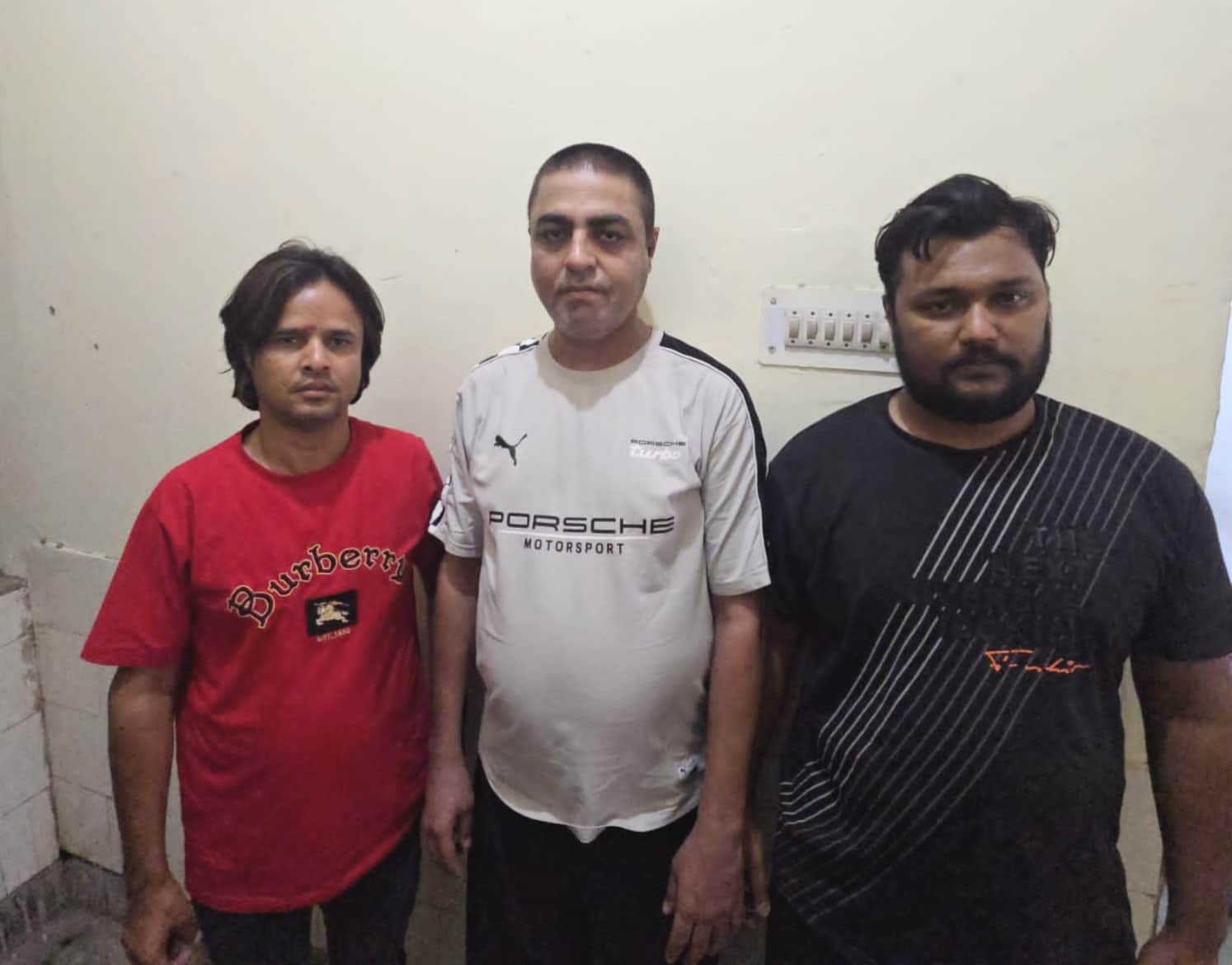 करोड़ों के ऑनलाइन क्रिकेट सट्टे का भंडाफोड़, तीन आरोपी हिरासत में