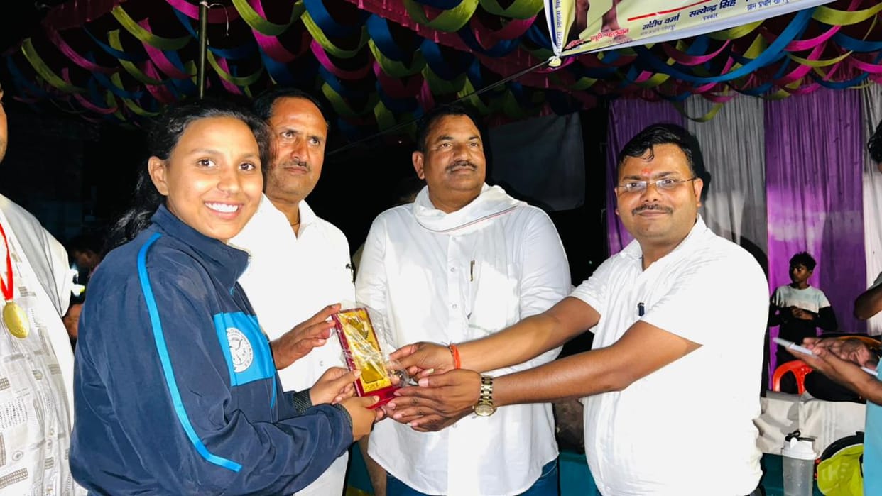 Golu Baba of Ayodhya won the title by defeating Billa Pehelwan of Punjab.