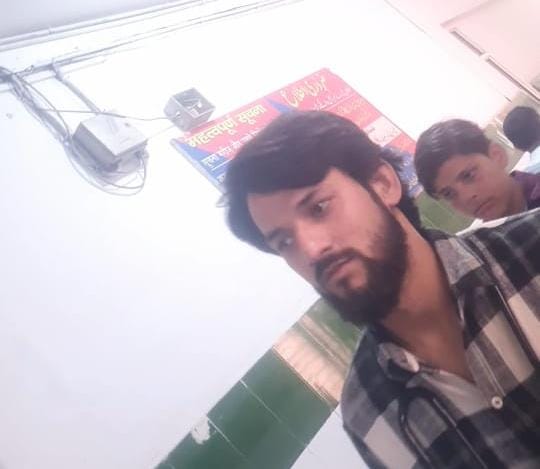 Fake doctor caught in women's ward of JN Medical College, report filed