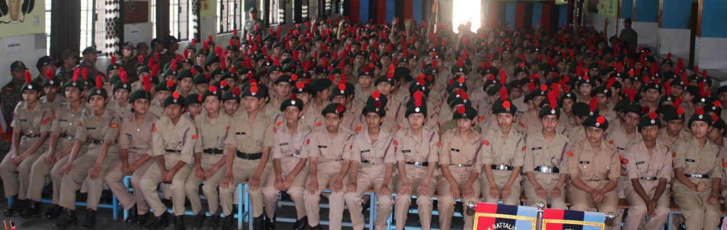 पिथौरागढ़ में एनसीसी के 10 दिवसीय वार्षिक प्रशिक्षण शिविर में मौजूद विभिन्न जिलों से आए कैडेट।