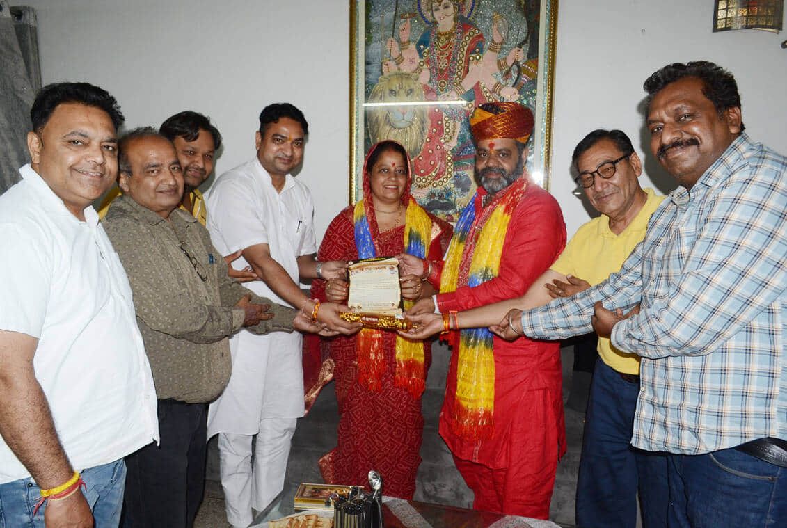 श्री श्याम सलोना कीर्तन मंडल के सदस्य पंकिल गोयल के निवास पर श्री सालासर बालाजी धाम राजस्थान के
