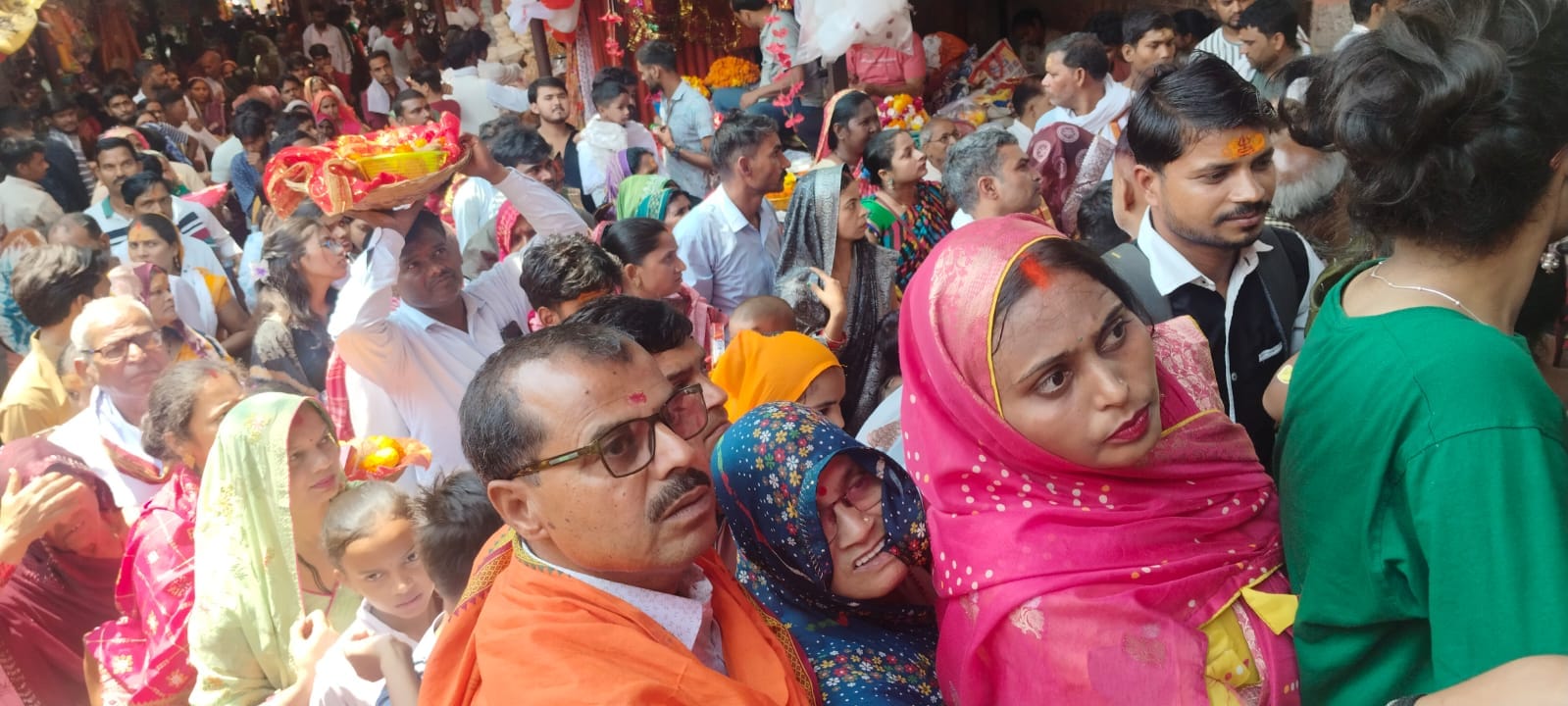 अपरा एकादशी पर मां शीतला का दर्शन-पूजन के लिए लगी भक्तों की भीड़। संवाद
