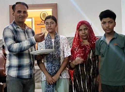 Daughters dominate the results, Lavish in first place, Aakashi in second