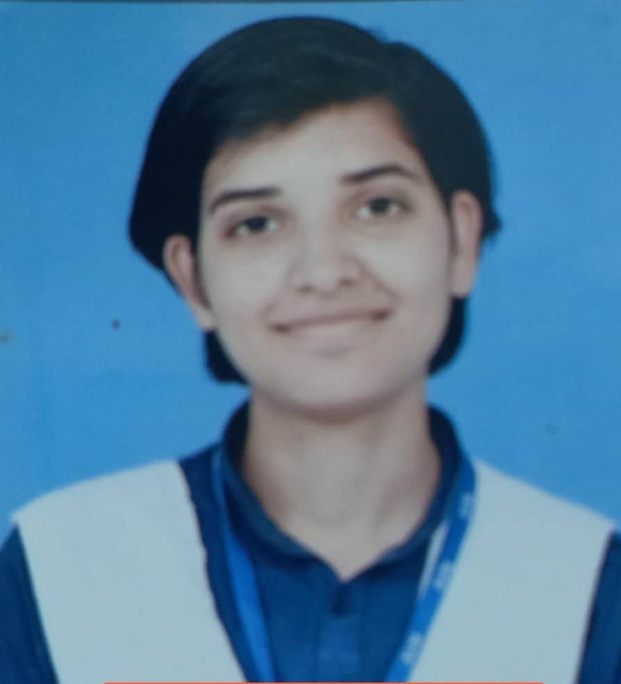 फोटो-48- आराध्या सिंह, 97.8 प्रतिशत, एवीएम इंटर कॉलेज (जिले में प्रथम स्थान)