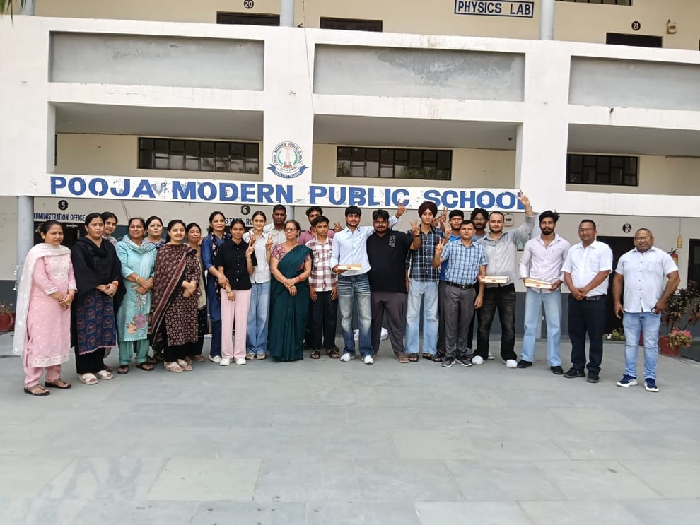 Students celebrated their excellent exam results in schools.