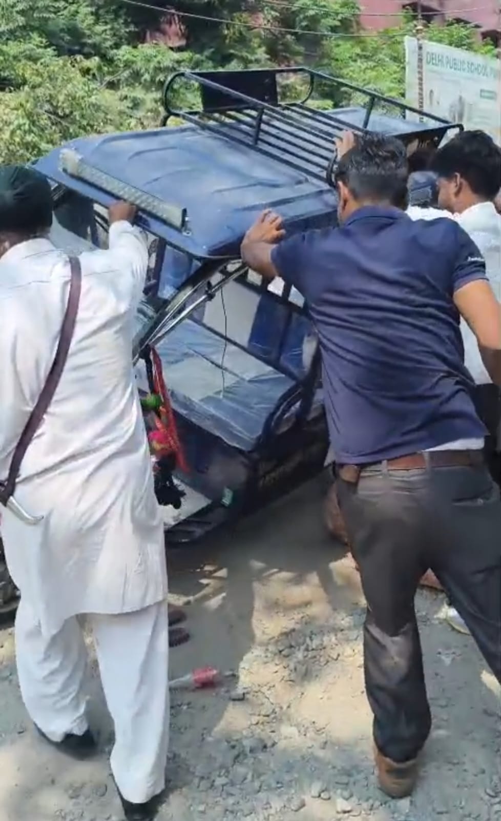 The main roads of the city are dilapidated, accidents are happening due to potholes.