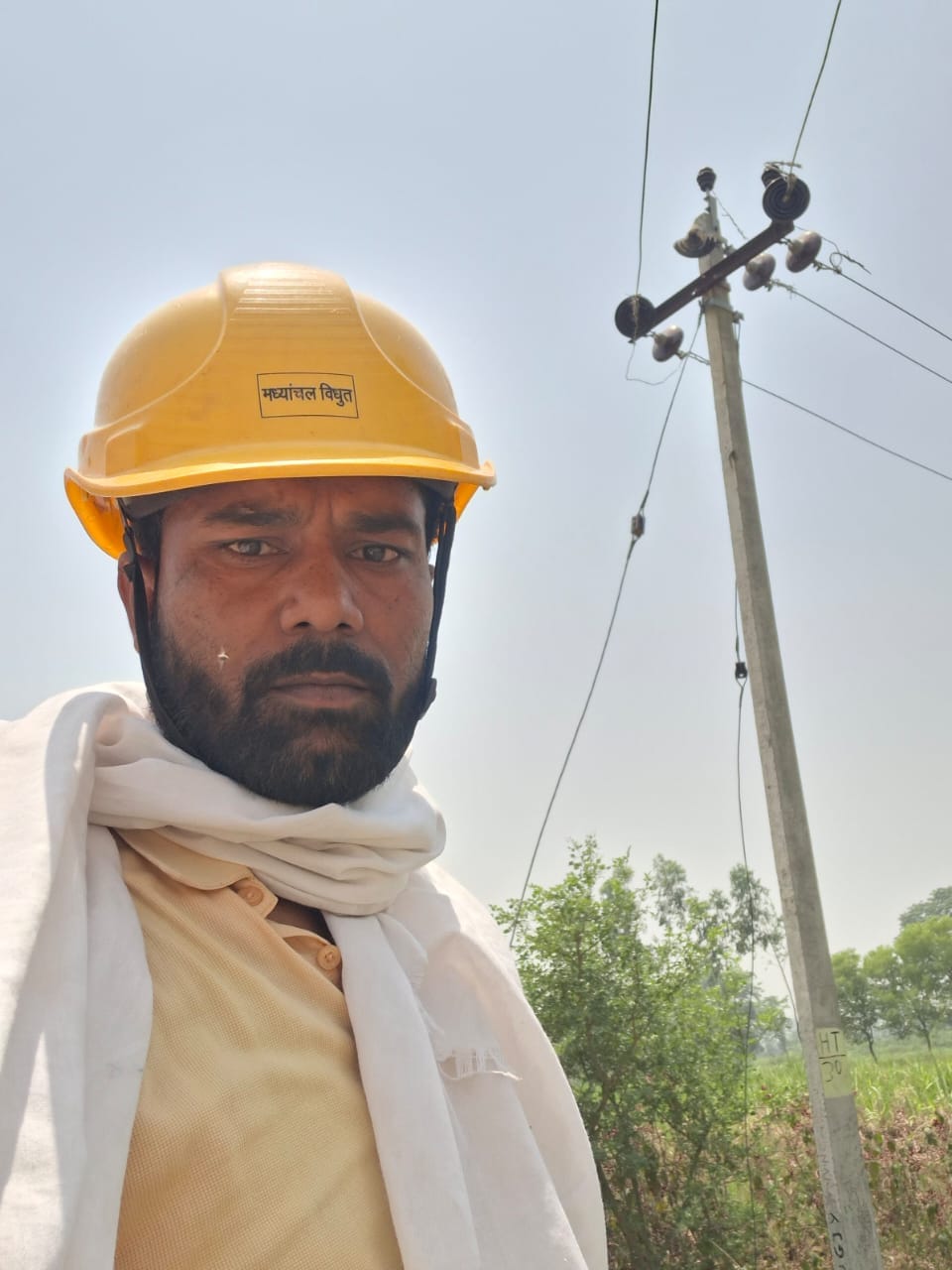 Lineman electrocuted while trying to fix a fault