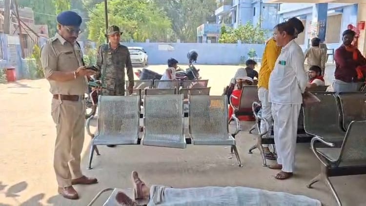 Bihar: 10 वर्षीय छात्रा की संदिग्ध हालत में मौत, सीने में दर्द की थी शिकायत; अब पोस्टमार्टम रिपोर्ट का इंतजार