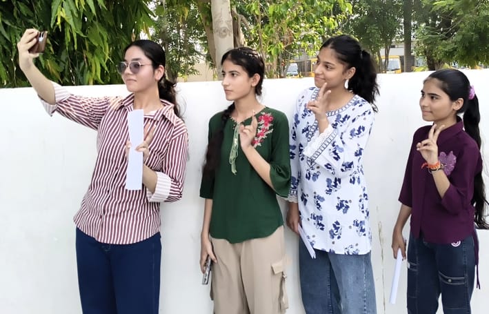 Girls Dominate CBSE Intermediate Exams