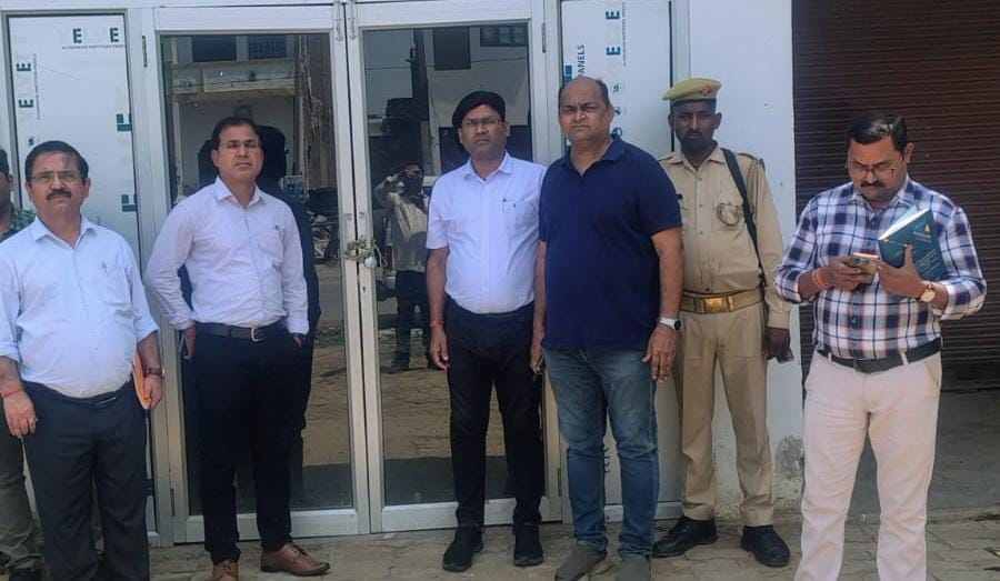Illegal hospital and pathology sealed