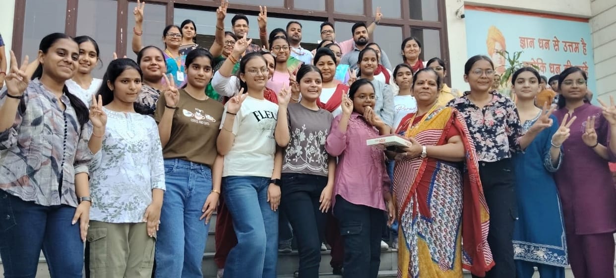 CBSE 12th Result: Government schools outperform private schools in Delhi