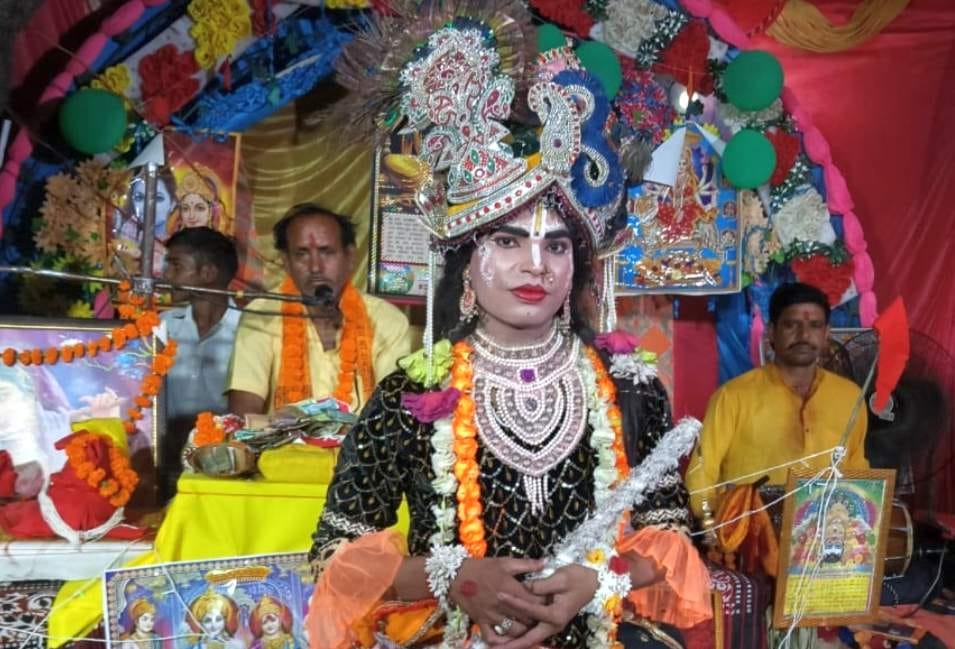 He narrated the story of Govardhan Puja.
