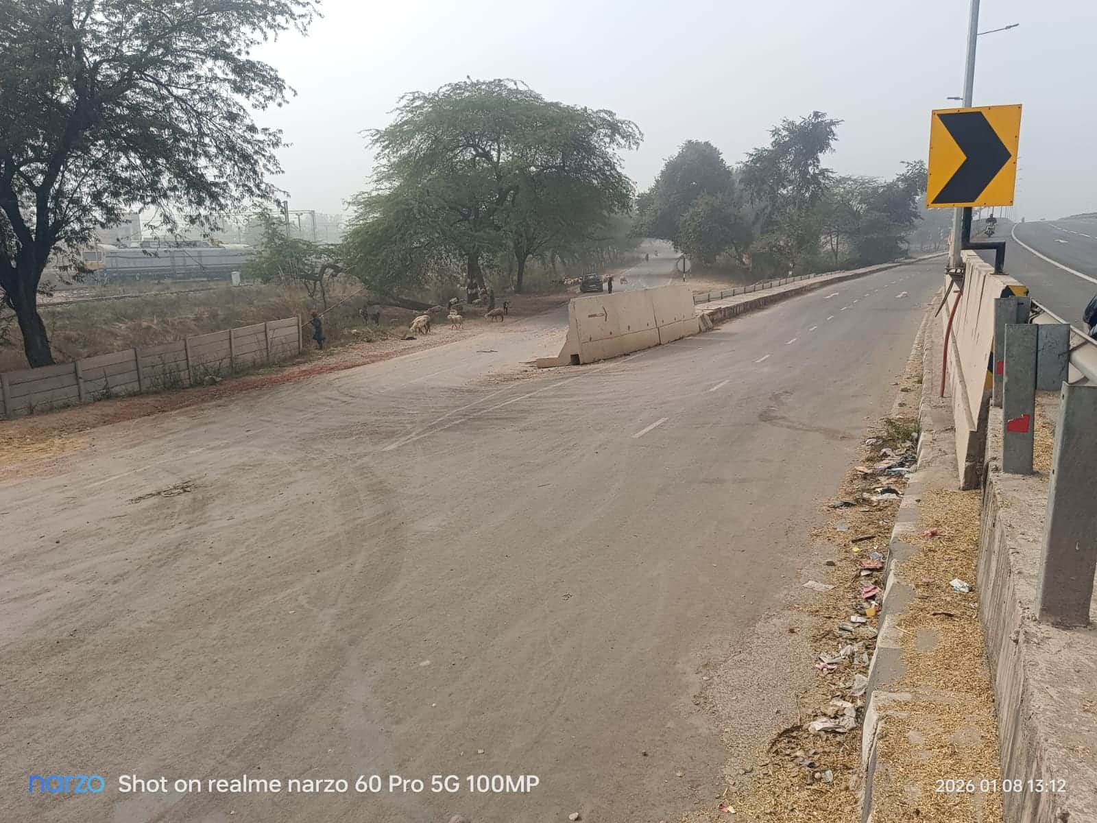 मथुरा-बरेली राष्ट्रीय राजमार्ग का शहरी क्षेत्र। संवाद