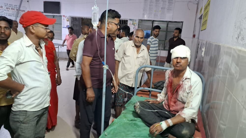 Gold merchant attacked, jewellery worth Rs 8 lakh and bike looted