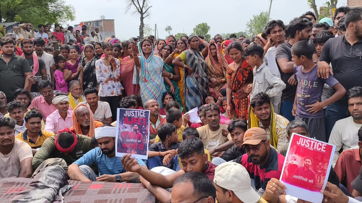 Uproar over the death of a youth injured in a stabbing; road blocked for four hours.