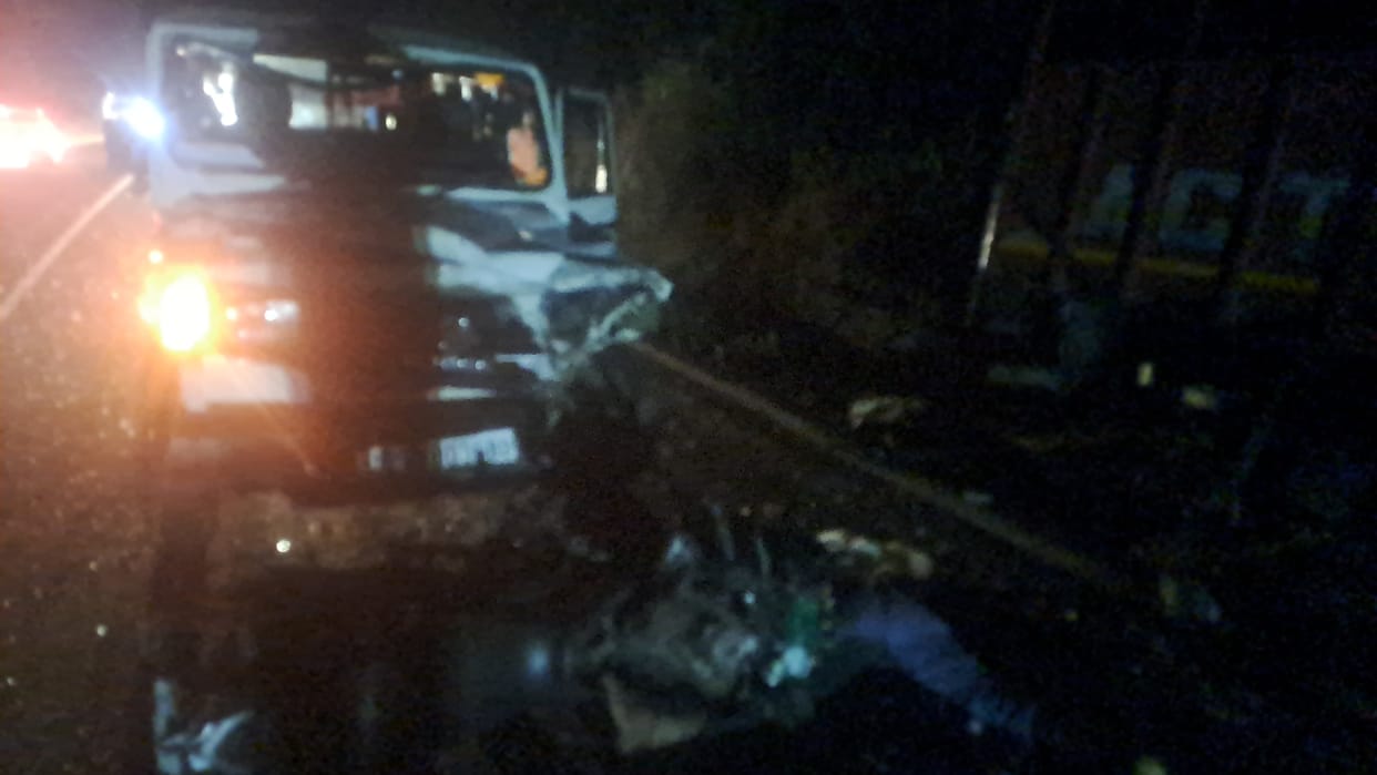 Betul News: Horrific road accident, two BCA students died in Bolero-bike collision