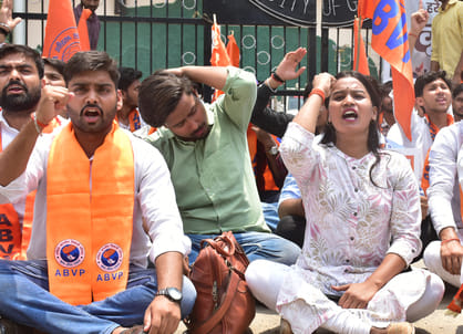 In DDU Gorakhpur, Protests Halt Tree Cutting, Investigation Ordered by University