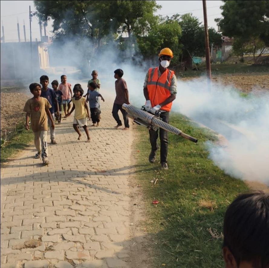 Spraying of medicine in the naseen to prevent chicken pox