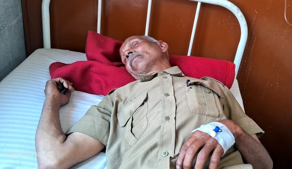 Gangsters wreak havoc in Jogindernagar, five laborers saved their lives by running away; Beldar injured