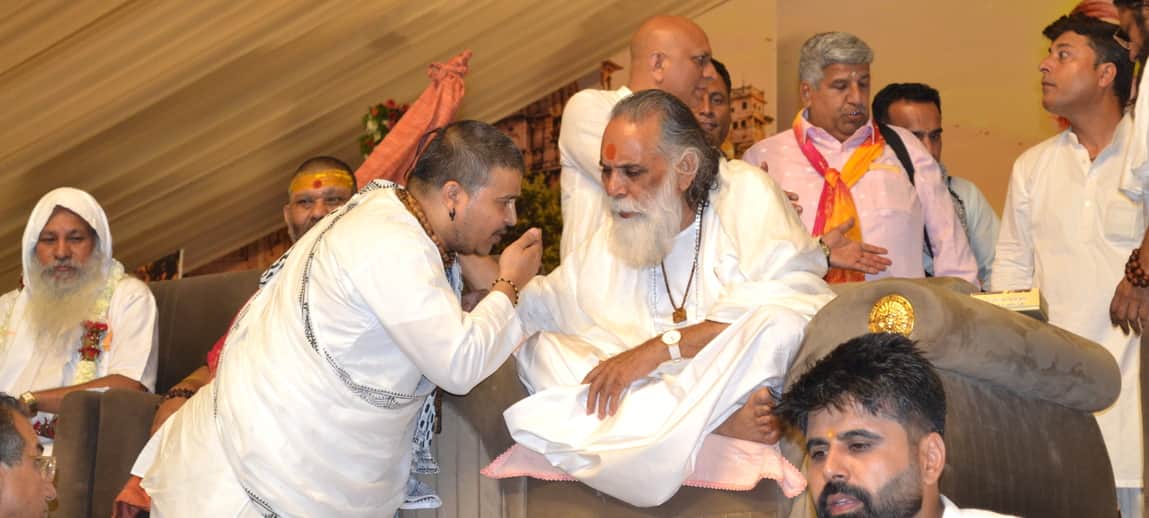 मेरी बिनती है राधे रानी कृपा बरसाए रखना... भजन पर झूमे शहरवासी