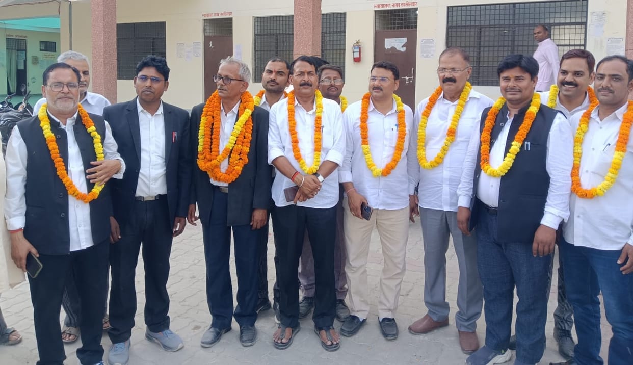 Martinganj Bar Association elections, Ram Ajor becomes president, Badrika becomes minister